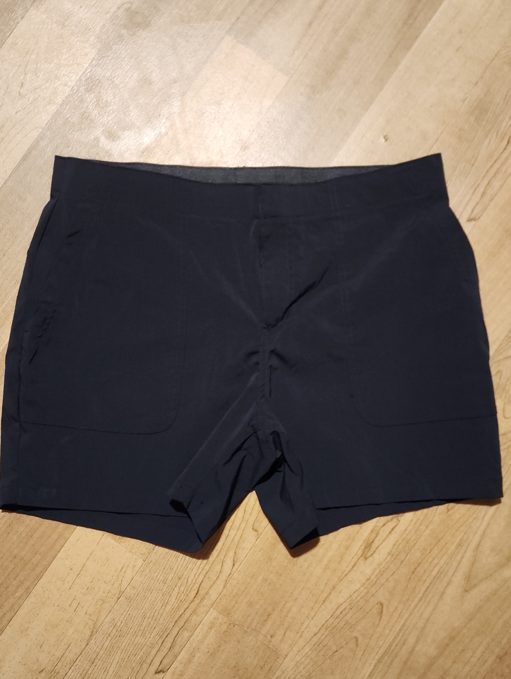 Eddie Bauer Black Athletic Hiker Shorts